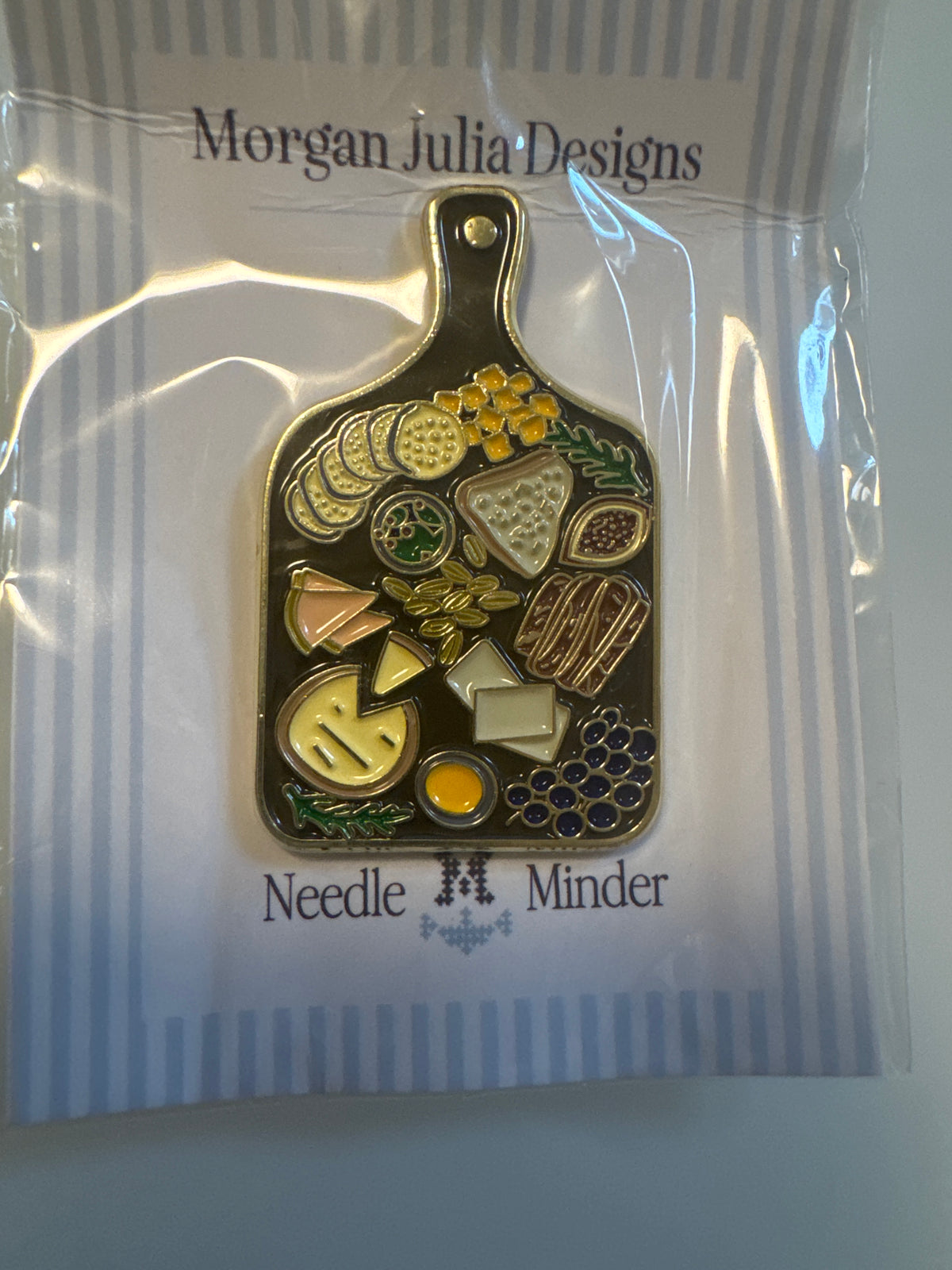 Charcuterie Board Needle Minder