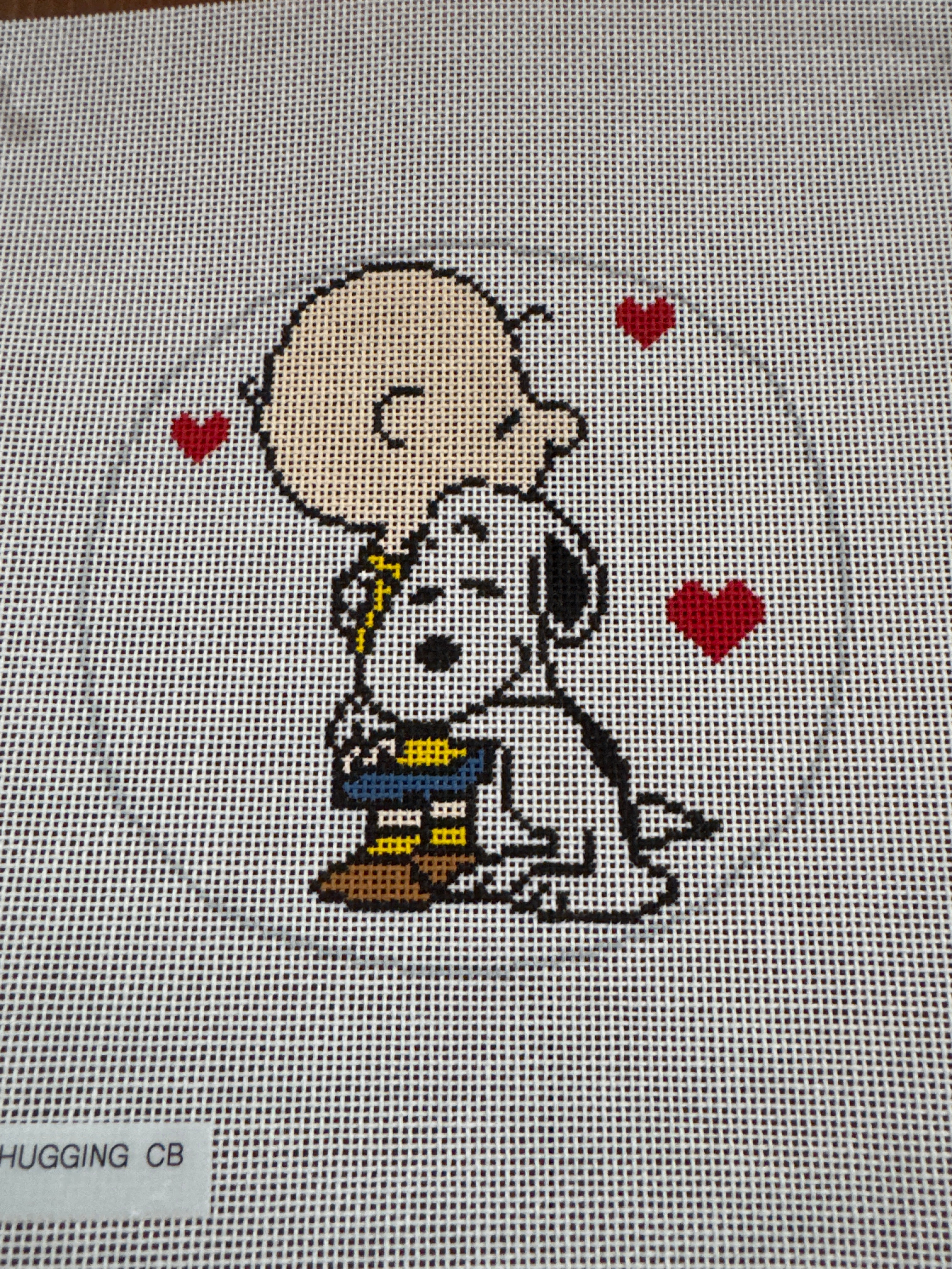 C-)N-01 Valentine-Snoopy Hugging Charlie Brown