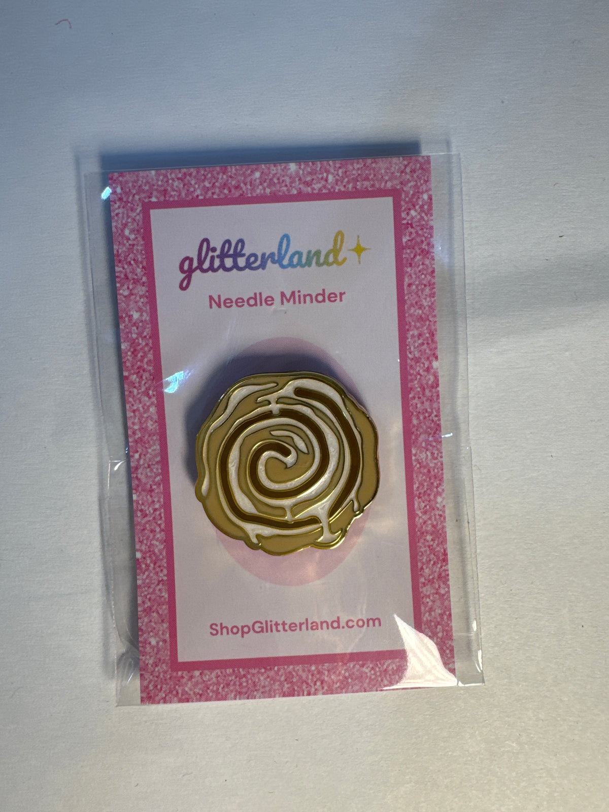 Cinnamon Roll Needle Minder